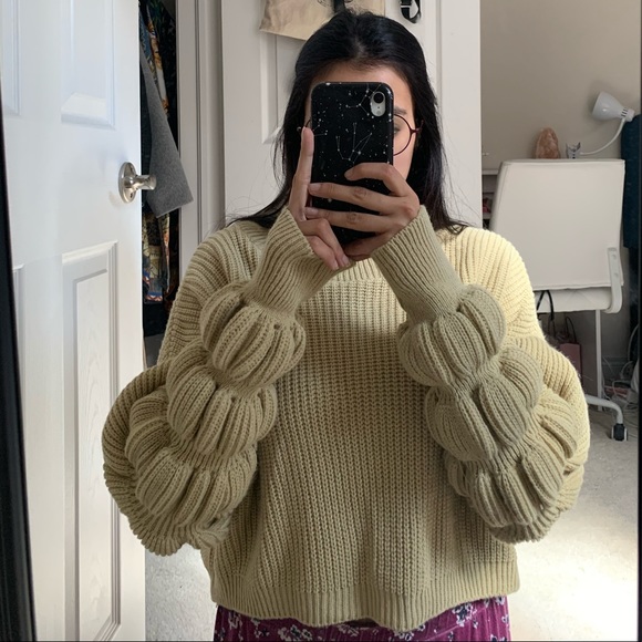 NWOT Cream PLT sweater $10 DISCOUNT w item $60+ - Picture 1 of 3